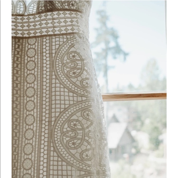 Designer Jane Hill Eden White Label Collection Bohemian wedding gown - Picture 2 of 11